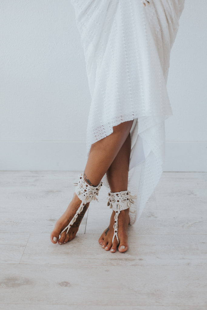 · Barefoot Sandals for Surfers