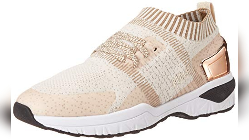 best couple shoes for comfort driven lifestyle