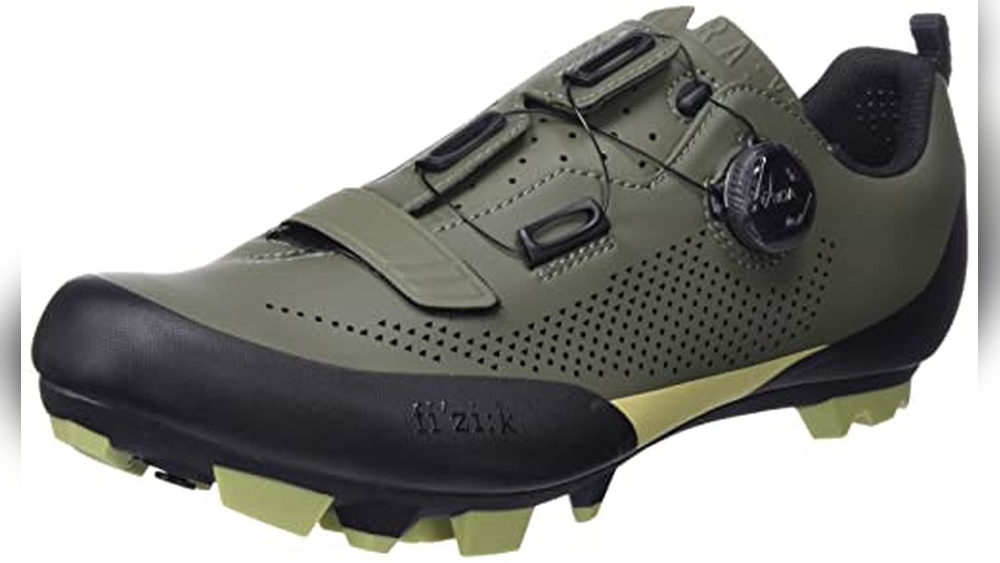 best shoes for women for salon workers