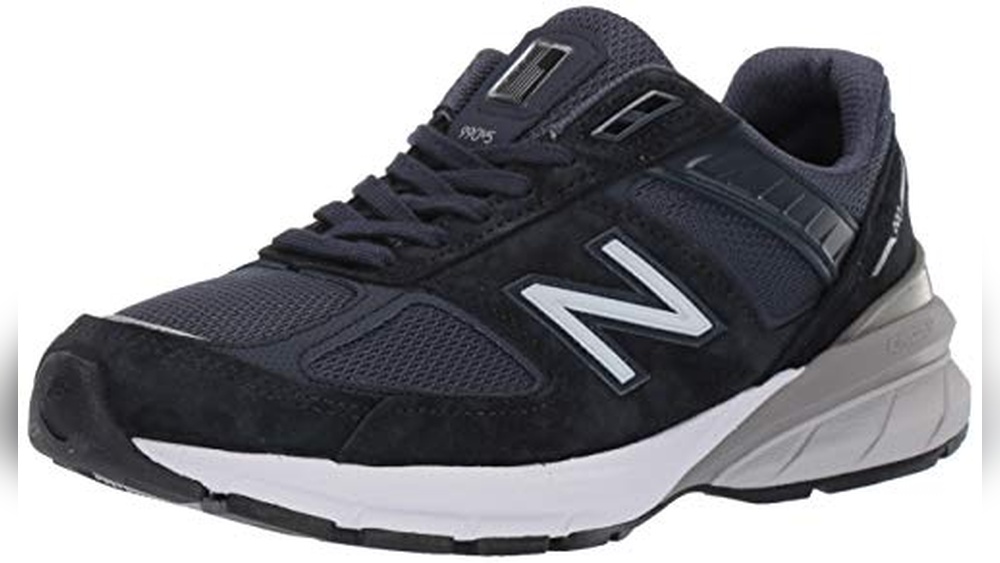 best shoes for women with foot pain at work