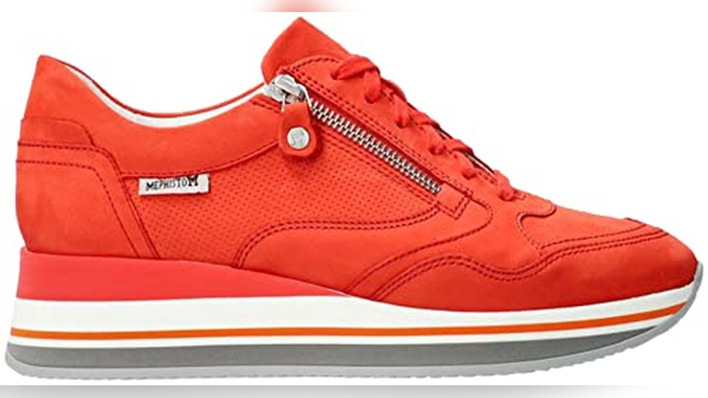best sneakers for women for arch stability