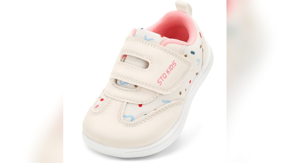 best toddler walking shoes for everyday play