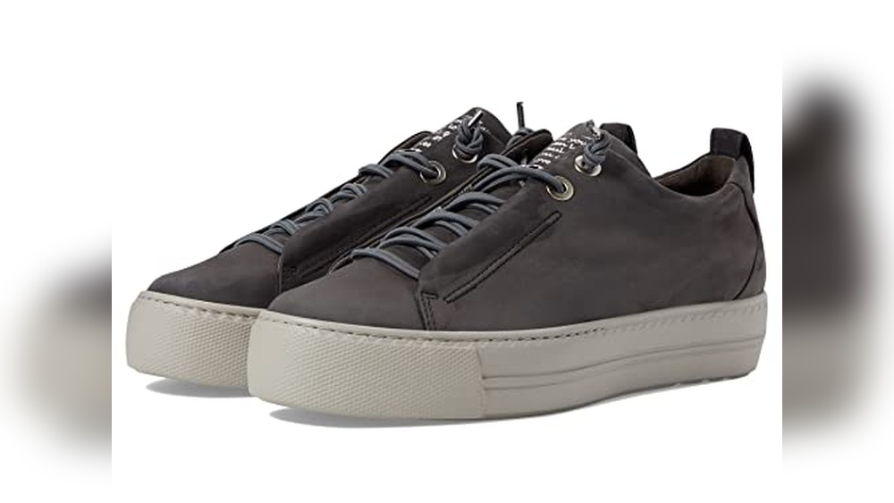 most comfortable travel shoes for women